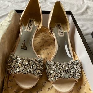 Badgley Mischka Hansen Jeweled Heel sz 6.5